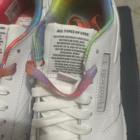 Reebok white shoes pride version - Picture 3 of 4